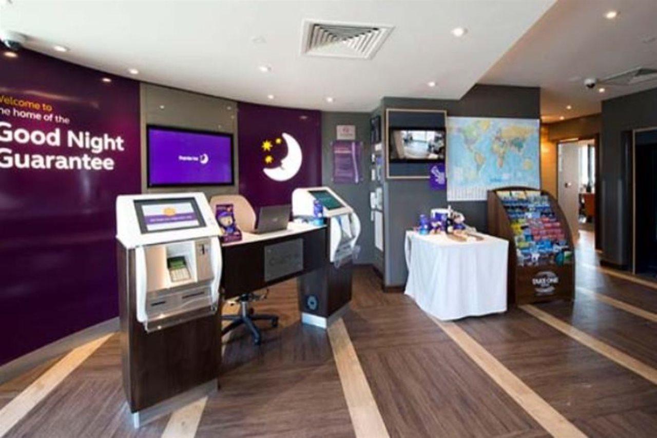 Premier Inn London Woolwich Extérieur photo